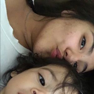 Meet your Posher, Chloe